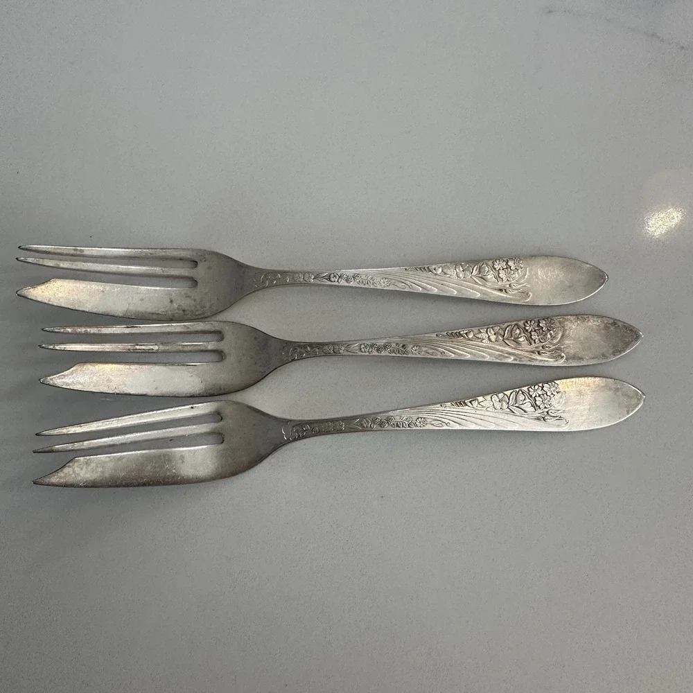 Reed‎ & Barton Set Of 3 Pastry, Oyster Or Cocktail Forks Silver Plated 6 1/2